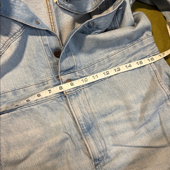 Levi’s Iconic Lightweight Jumpsuit in Celebrate The Moment Sz Small NWT 101 - Picture 10 of 15